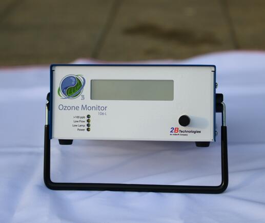 使用美國2B 106-L的論文：臭氧誘導(dǎo)解離的異構(gòu)體